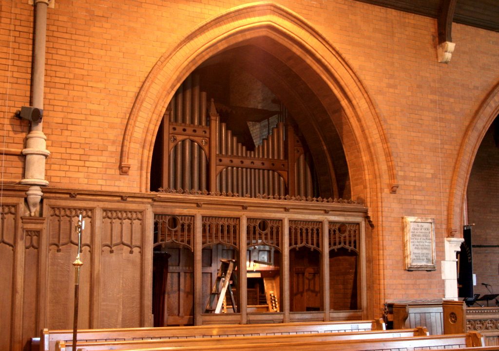 organ church of the martyrs leicester
