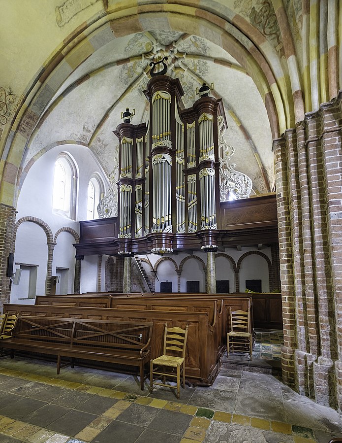 695px-Garmerwolde_-_kerk_-_orgel