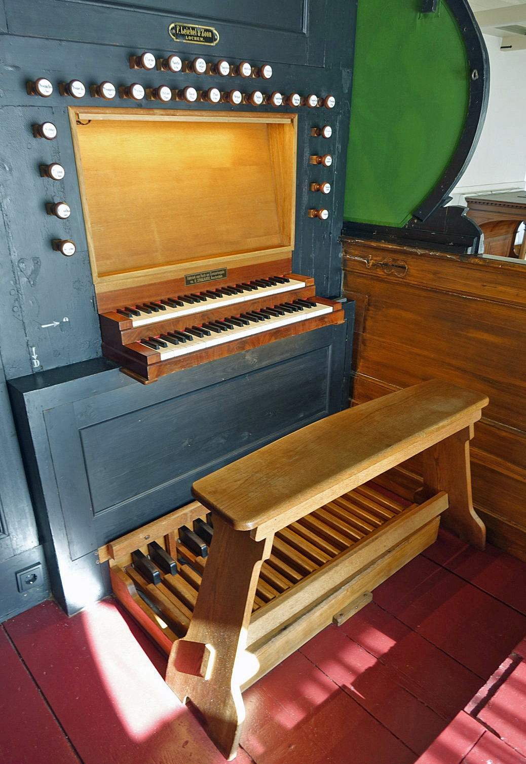 Arum_Lambertuskerk_orgel_klaviatuur 091021