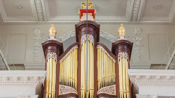 Christ_Church,_Spitalfields_Organ,_London,_UK_-_Diliff