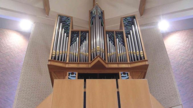 orgel eskolkerk houten