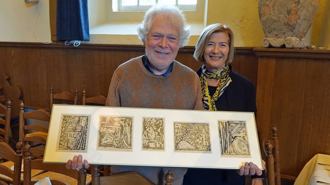 Theo,Marie José en het cadeau