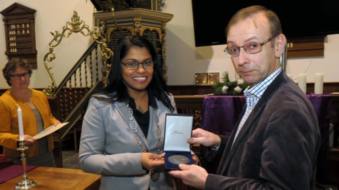 Wethouder Kavita Parbhudayal en organist Vincent Hildebrandt (2)